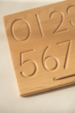 Charger l&#39;image dans la galerie, Les chiffres et les formes - Planche de traçage
